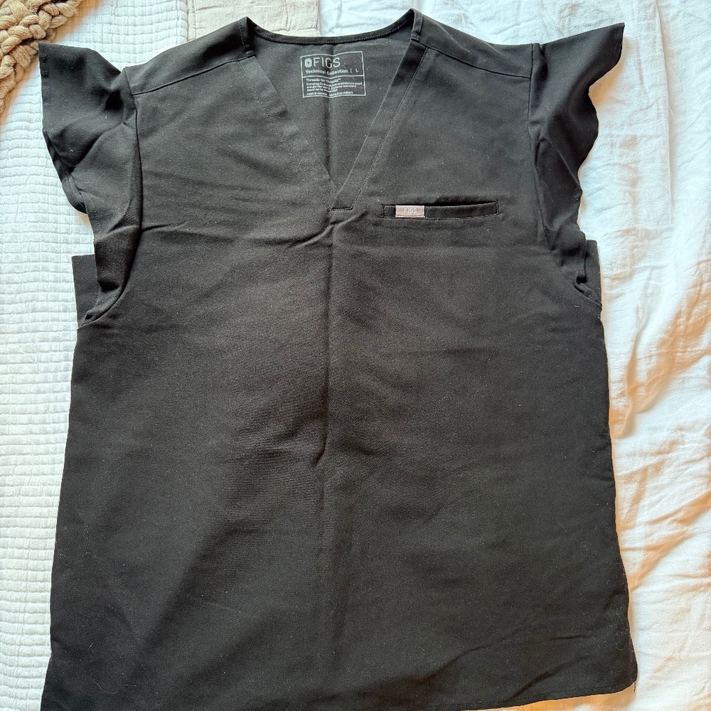 FIGS Flutter Sleeve Scrub Top, Size Large, Black